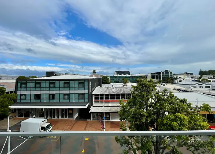 Hotel On Devonport
