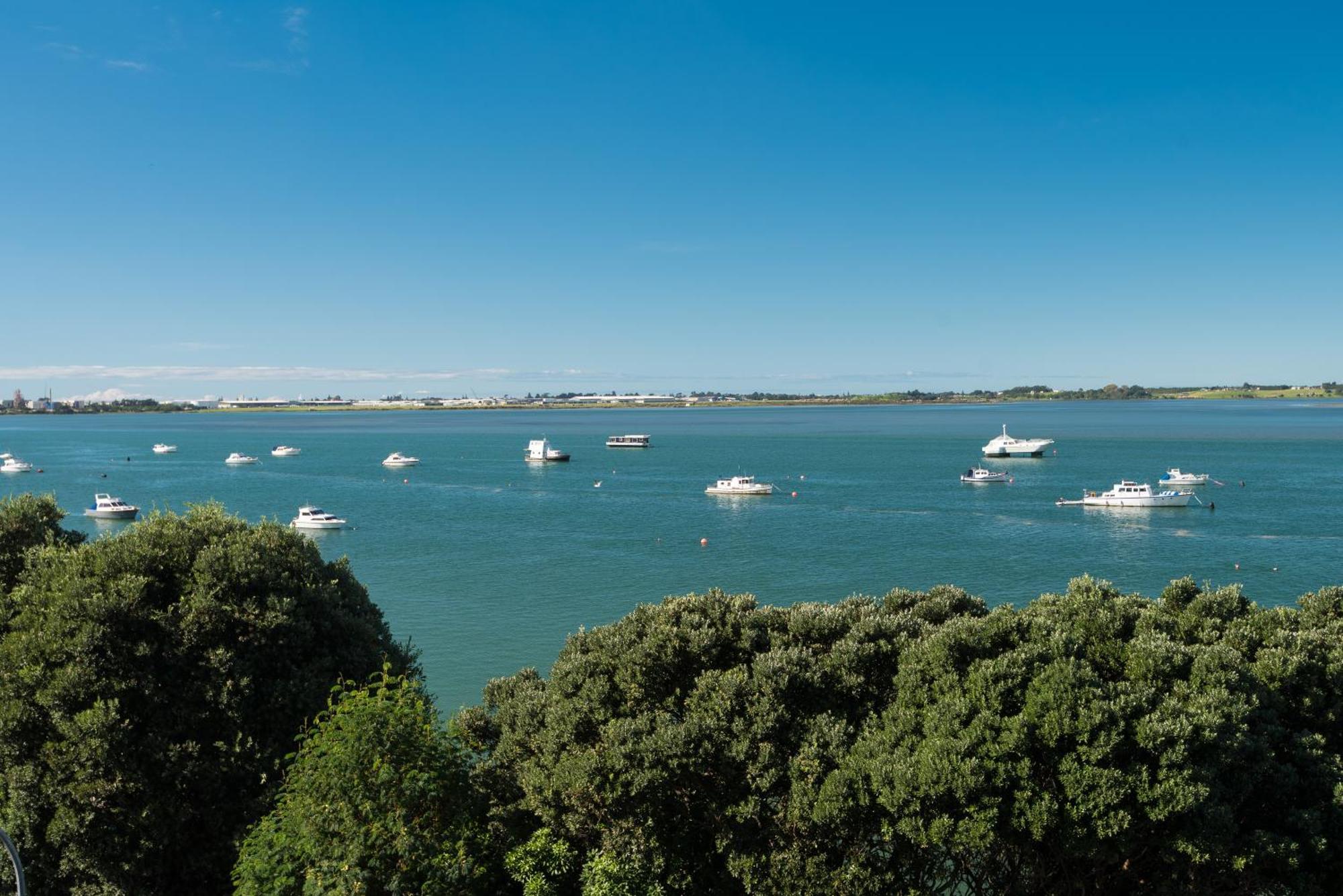 On Devonport Hotel
